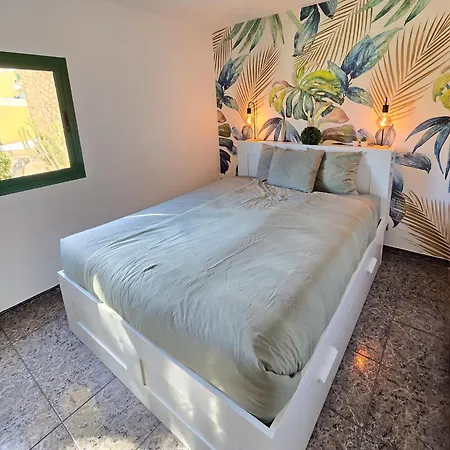 Olas Palmeras Apartment *